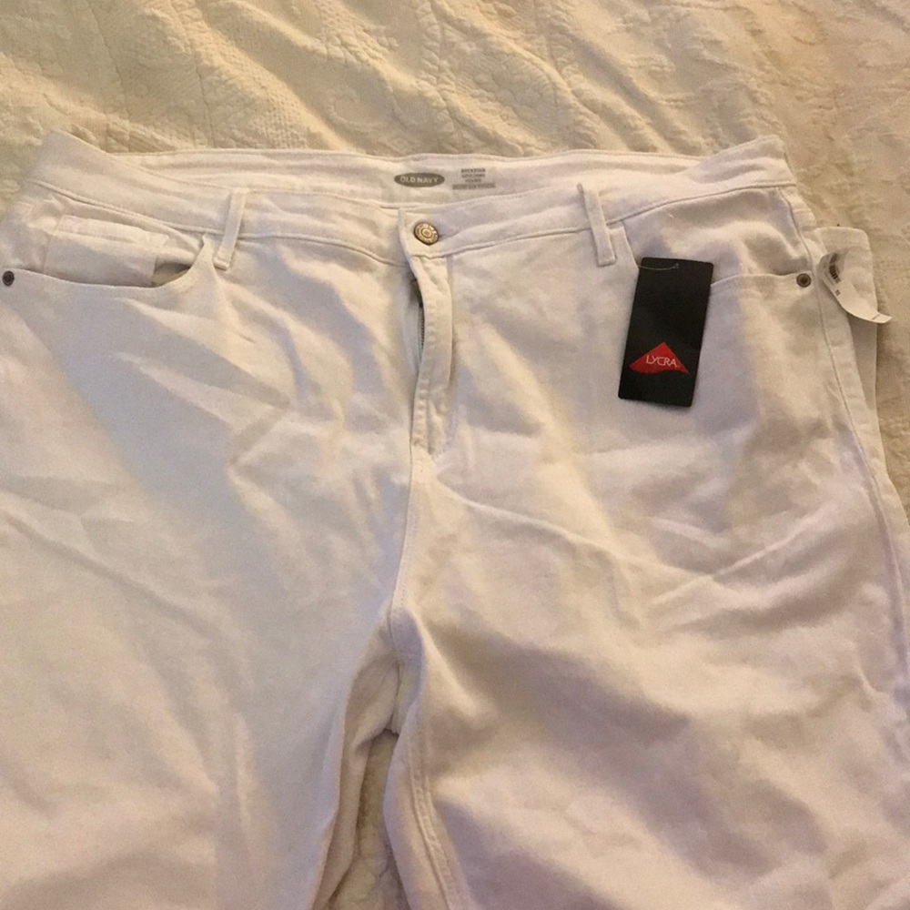 White skinny jeans